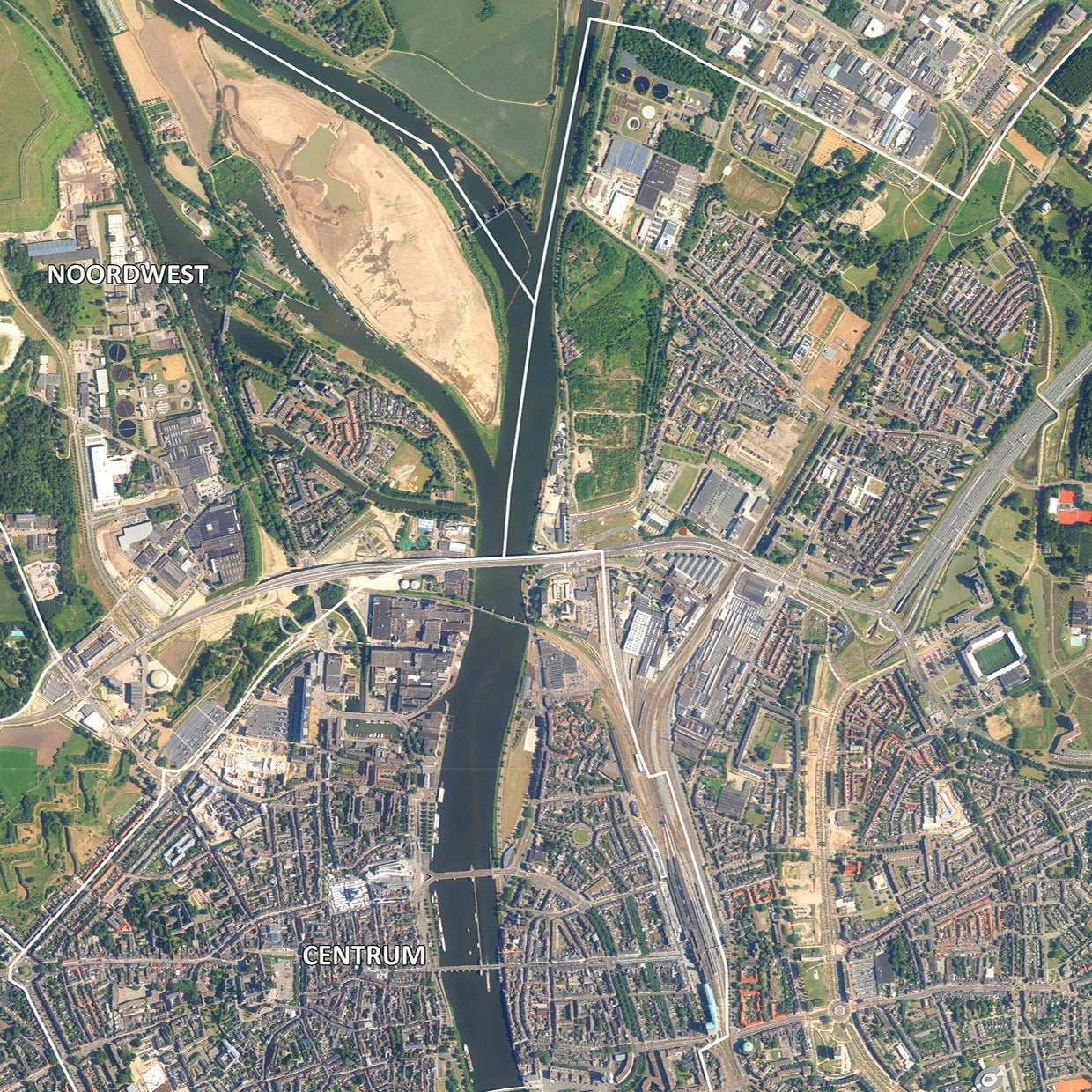 Luchtfoto Maastricht met wijken - Afbeelding 2